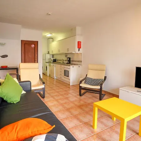 Beautiful With A Bedroom In Meia Praia And A Communal Swimming Pool * Lagos