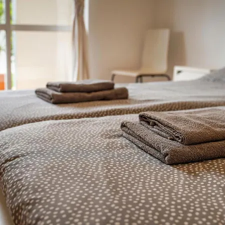Apartamento Beautiful With A Bedroom In Meia Praia And A Communal Swimming Pool
